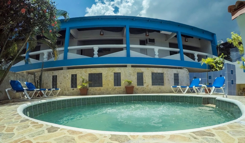 Imagen general del Hotel Tronco Inc. Foto 5