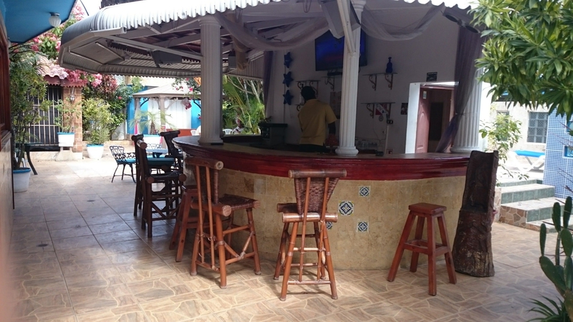 Imagen de la piscina del Hotel Tronco Inc. Foto 18