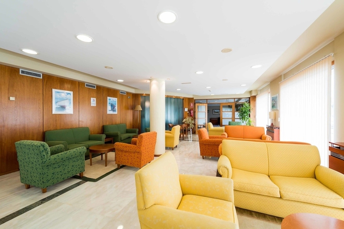 Imagen de los interiores del Hotel Troncoso. Foto 16