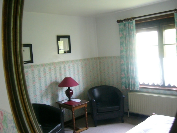 Imagen de la habitación del Hotel Troopeird. Foto 10