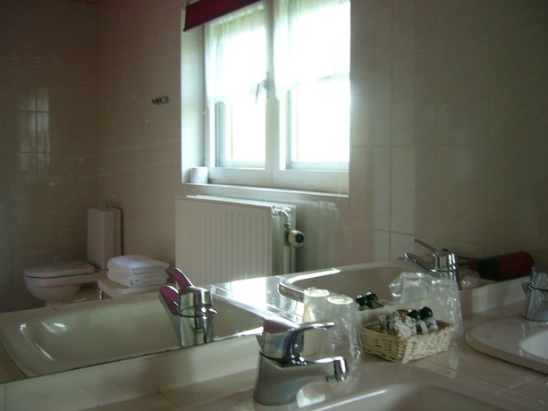Imagen de la habitación del Hotel Troopeird. Foto 11