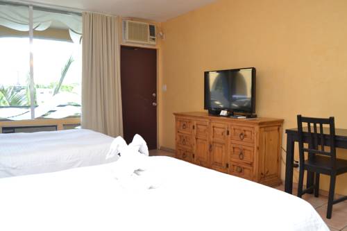 Imagen de la habitación del Hotel Tropi Rock. Foto 4