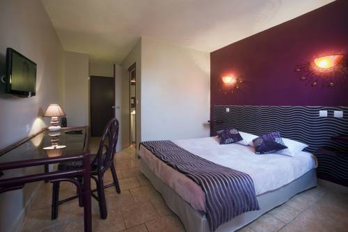 Imagen de la habitación del Hotel Tropic. Foto 7
