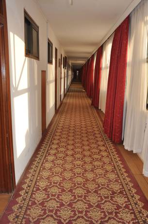 Imagen de los interiores del Hotel Tropic Inn. Foto 16