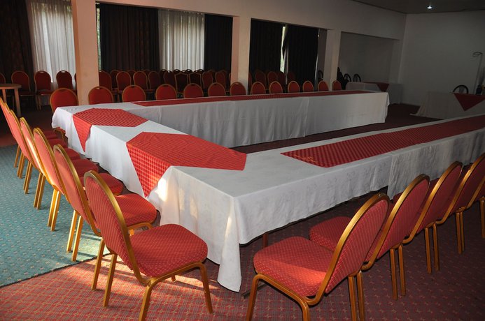 Imagen de los interiores del Hotel Tropic Inn. Foto 17