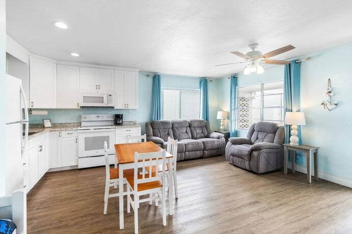 Imagen de la habitación del Hotel Tropic Island Resort. Foto 15