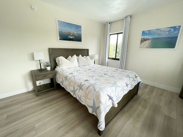 Imagen general del Hotel Tropic Isle Beach Resort. Foto 7