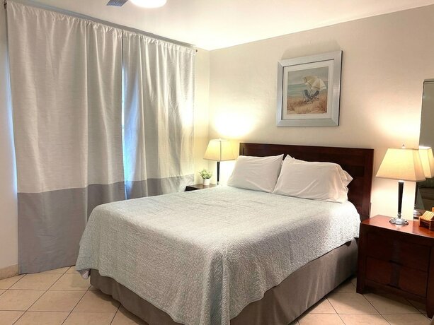 Imagen de la habitación del Hotel Tropic Isle Beach Resort. Foto 18
