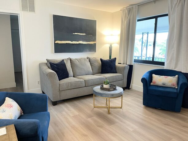 Imagen de la habitación del Hotel Tropic Isle Beach Resort. Foto 20
