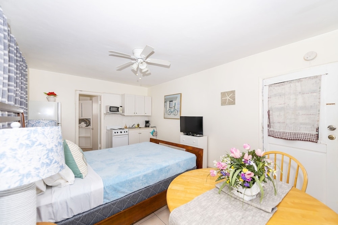 Imagen de la habitación del Hotel Tropic Isle and Apartment. Foto 6