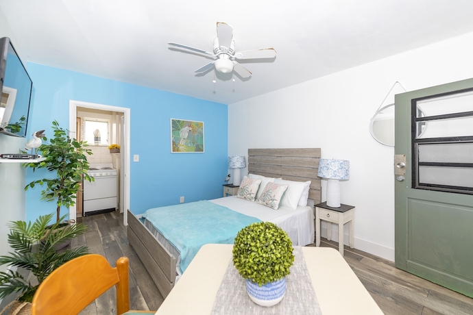 Imagen de la habitación del Hotel Tropic Isle and Apartment. Foto 12