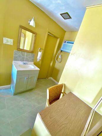 Imagen de la habitación del Hotel Tropic Motel. Foto 16