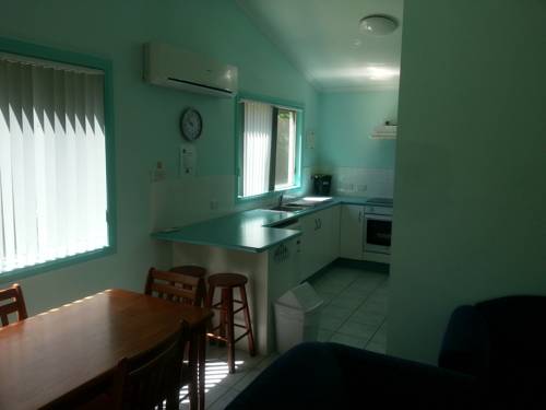 Imagen de la habitación del Hotel Tropic Oasis. Foto 5