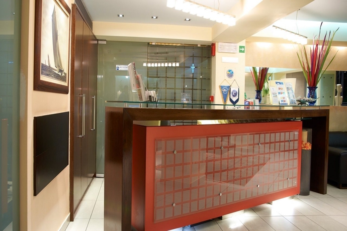 Imagen general del Hotel Tropical, Atenas. Foto 6