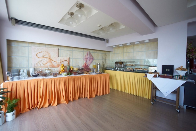 Imagen general del Hotel Tropical, Atenas. Foto 12