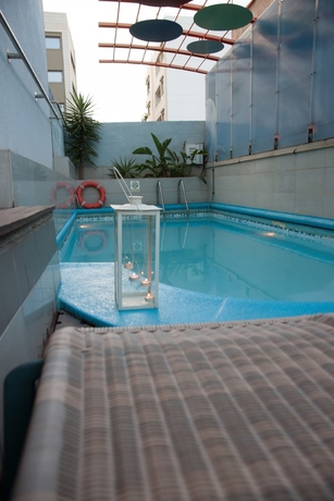 Imagen general del Hotel Tropical, Atenas. Foto 16