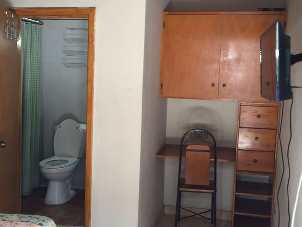 Imagen de los interiores del Hotel Tropical Bed and Breakfast. Foto 16
