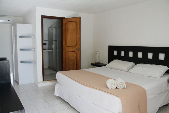 Imagen de la habitación del Hotel Tropical Casablanca Party Zone. Foto 19