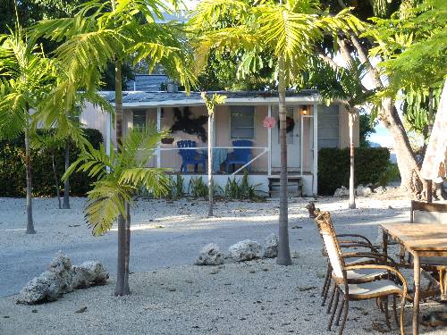 Imagen de la habitación del Hotel Tropical Cottages. Foto 9