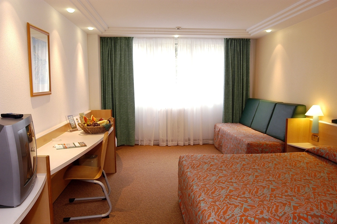 Imagen de la habitación del Hotel Tropical, Escaldes - Engordany. Foto 11