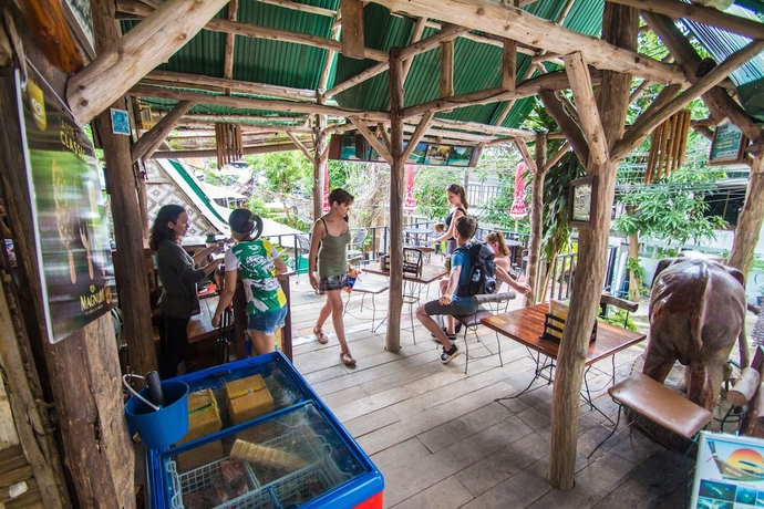 Imagen de los interiores del Hotel Tropical Garden Bungalow. Foto 16