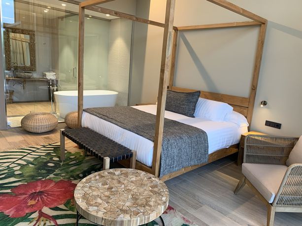 Imagen de la habitación del Hotel Tropical Gava Mar. Foto 6