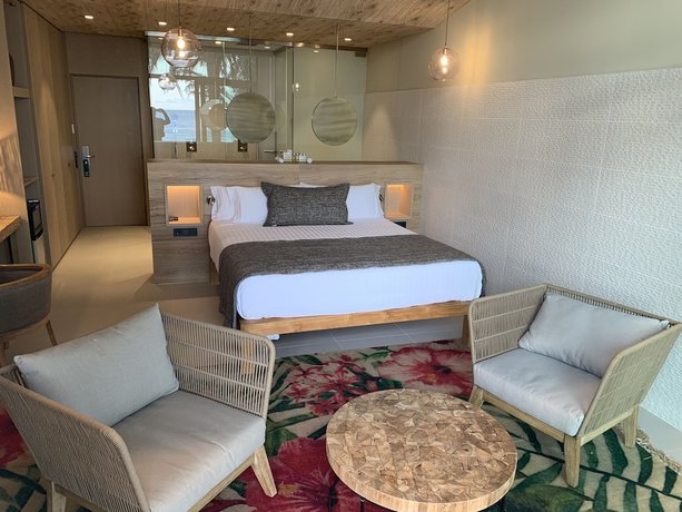 Imagen de la habitación del Hotel Tropical Gava Mar. Foto 14