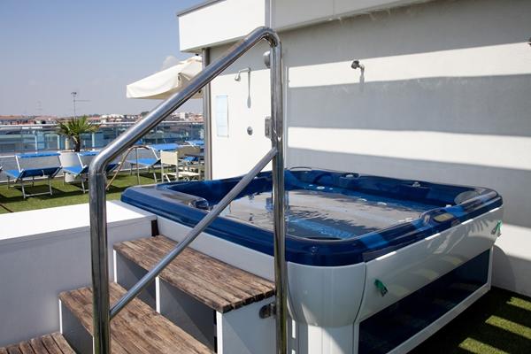 Imagen general del Hotel Tropical, Lido Di Jesolo. Foto 6