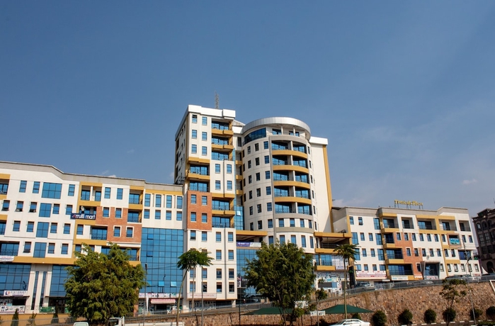 Imagen general del Hotel Tropical Plaza Apartments. Foto 1
