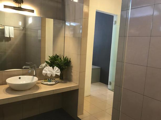 Imagen de la habitación del Hotel Tropical Resort Langkawi. Foto 7