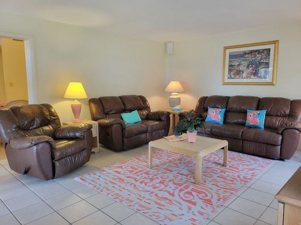 Imagen de la habitación del Hotel Tropical Resort and Marina on Lake Beresford. Foto 15