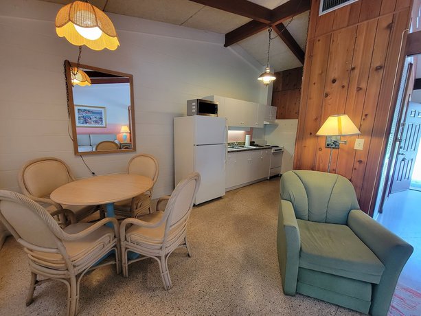 Imagen de la habitación del Hotel Tropical Resort and Marina on Lake Beresford. Foto 16