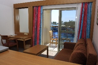 Imagen de la habitación del Hotel Tropical, SARIGERME. Foto 10