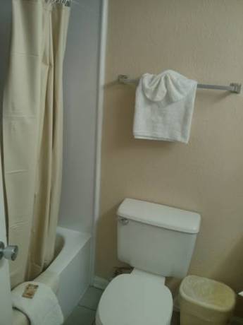 Imagen de la habitación del Hotel Tropical Seas. Foto 16