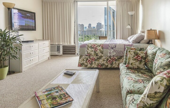 Imagen de la habitación del Hotel Tropical Studios at Marine Surf Waikiki. Foto 15