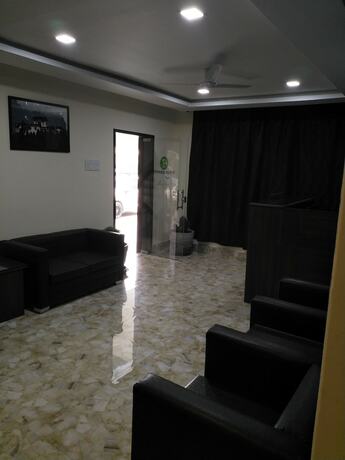 Imagen general del Hotel Tropical Suites, Dzongkhag Thromde. Foto 7