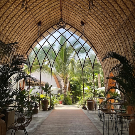 Imagen de los interiores del Hotel Tropical Temple Siargao. Foto 19