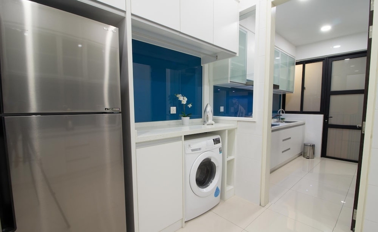 Imagen de la habitación del Hotel Tropical Villa Service Suite. Foto 9