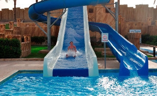 Imagen general del Hotel Tropicana Azure Club. Foto 4