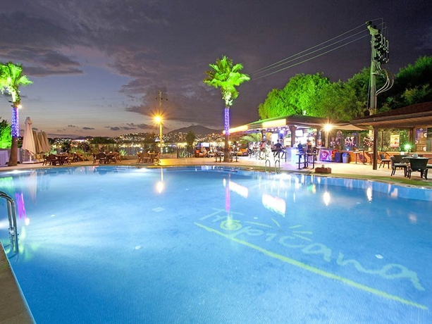 Imagen general del Hotel Tropicana Beach. Foto 5