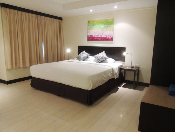Imagen de la habitación del Hotel Tropicana, Central Pattaya. Foto 8