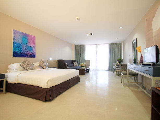 Imagen de la habitación del Hotel Tropicana, Central Pattaya. Foto 9