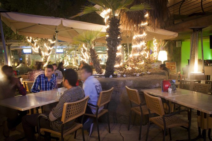 Imagen del bar/restaurante del Hotel Tropicana Hotel. Foto 4