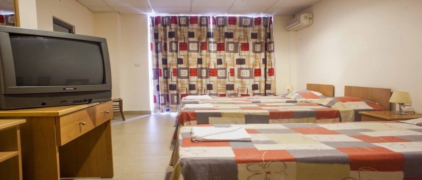 Imagen de los interiores del Hotel Tropicana Hotel. Foto 18