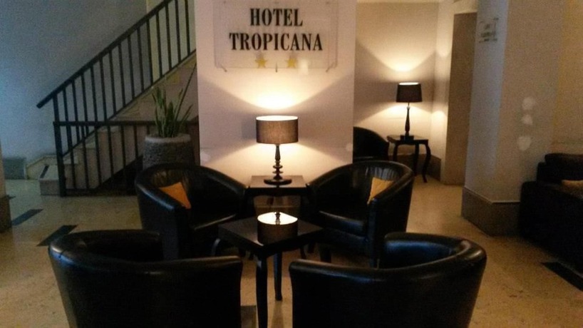 Imagen de la habitación del Hotel Tropicana Hotel. Foto 14