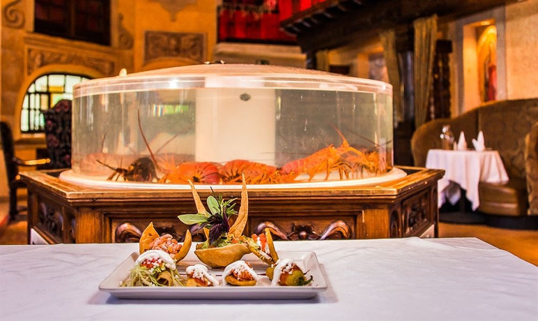 Imagen del bar/restaurante del Hotel Tropicana Inn. Foto 7