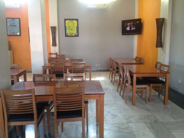 Imagen del bar/restaurante del Hotel Tropicana Lobito. Foto 3