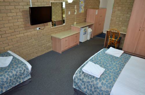 Imagen de la habitación del Hotel Tropicana Motor Inn. Foto 1