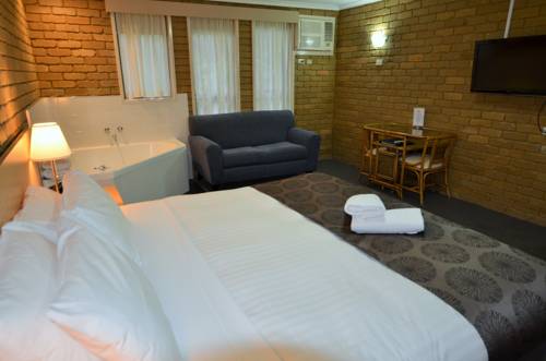 Imagen de la habitación del Hotel Tropicana Motor Inn. Foto 5