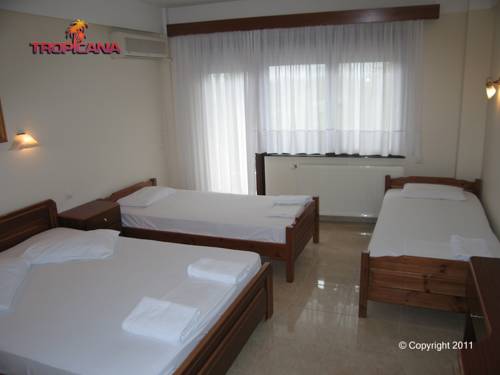 Imagen de la habitación del Hotel Tropicana, Paralia. Foto 4